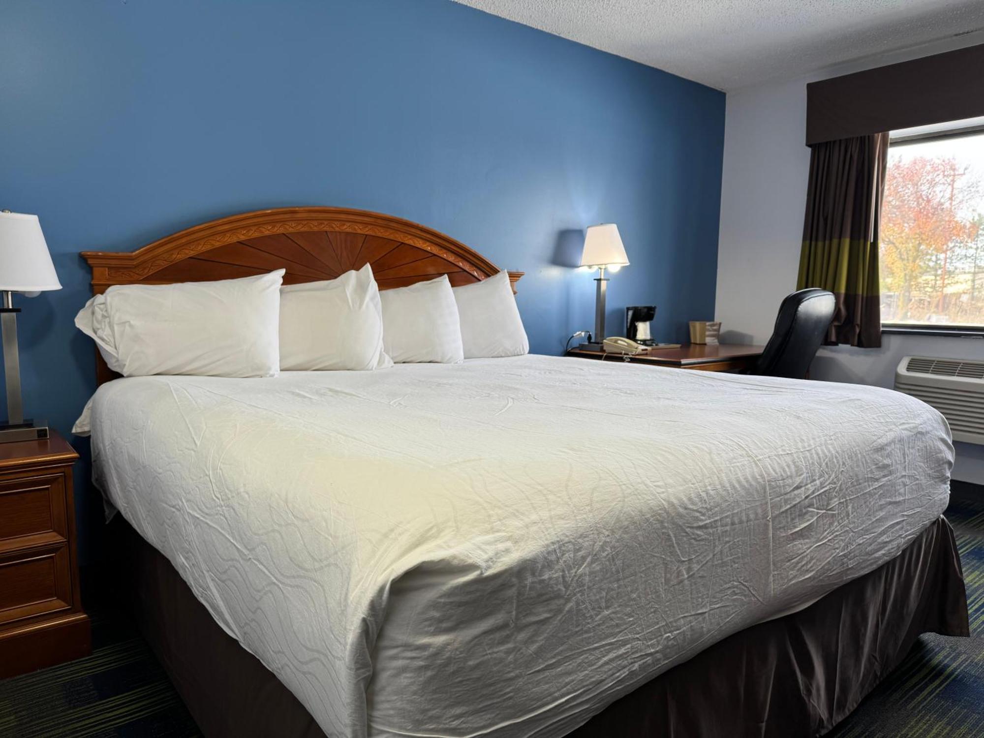 South Ridge Inn North Ridgeville 外观 照片